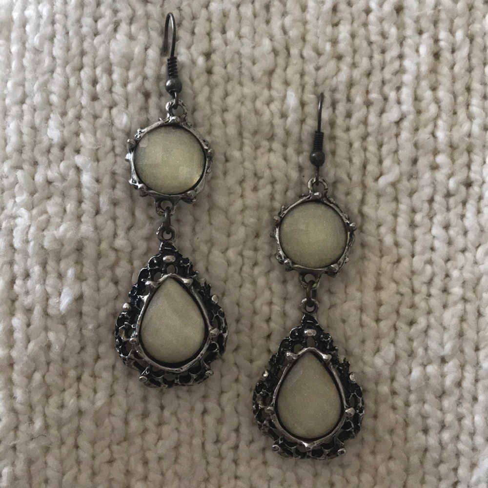 Antique look earrings